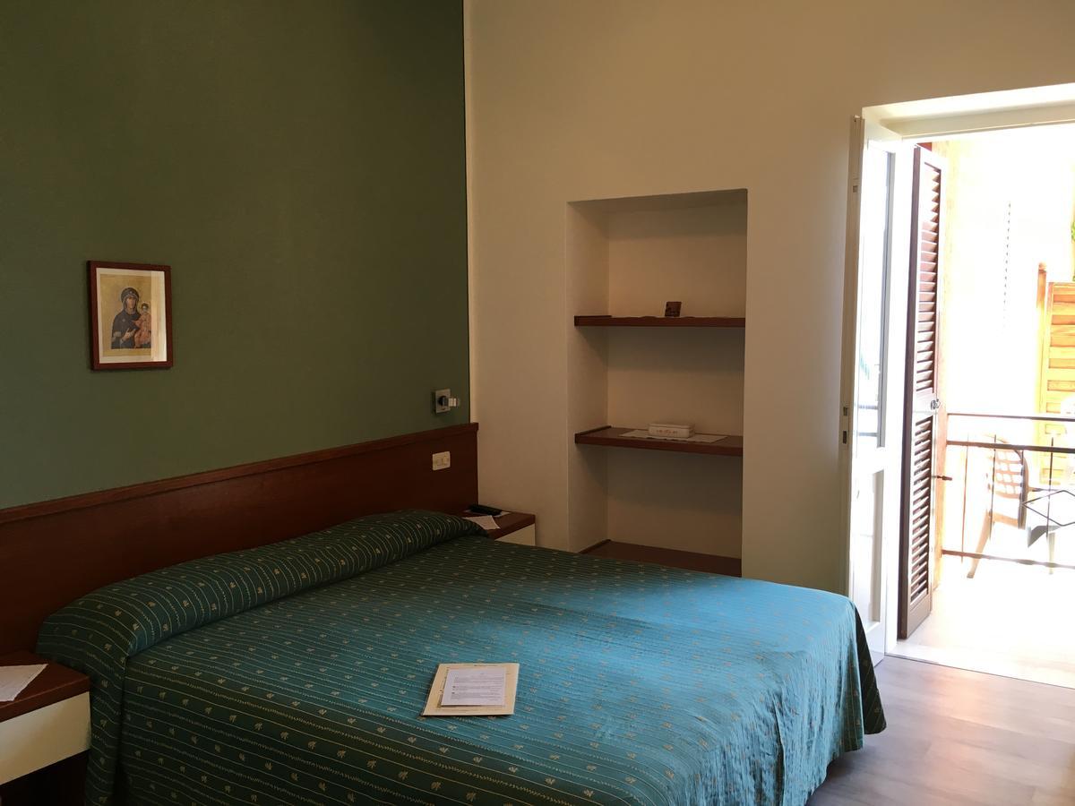 Belvedere Hotel & Villa Toscolano Maderno Exterior photo